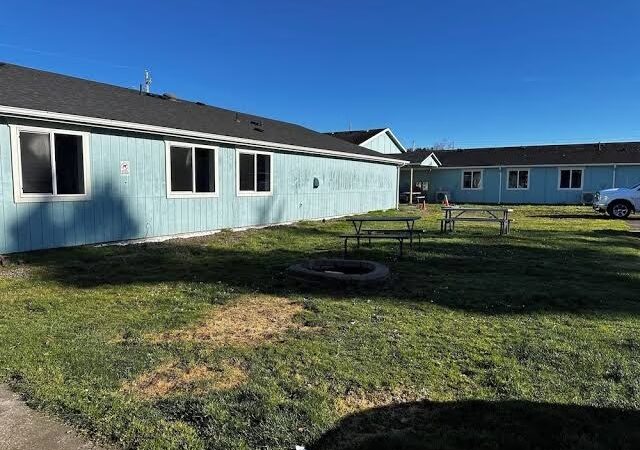 Coastal Inn and Suites - Long Beach, WA