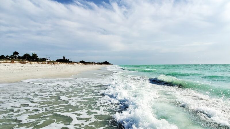 Public Beach Access (Park at Bayfront Park) - Longboat Key, FL