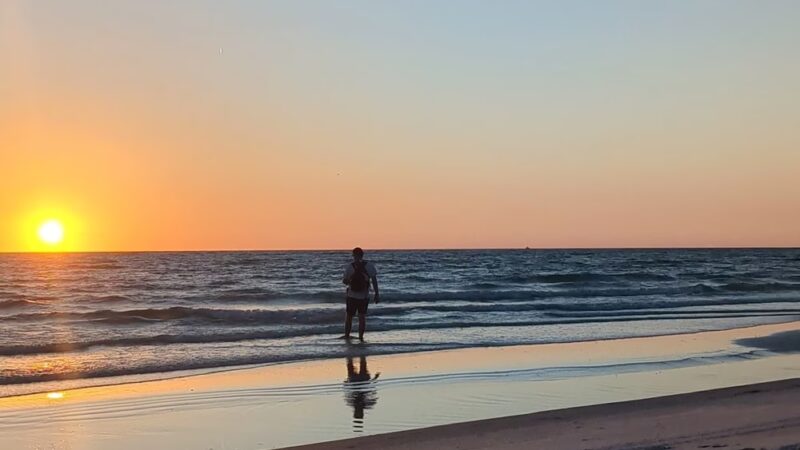 Public Beach Access (Park at Bayfront Park) - Longboat Key, FL