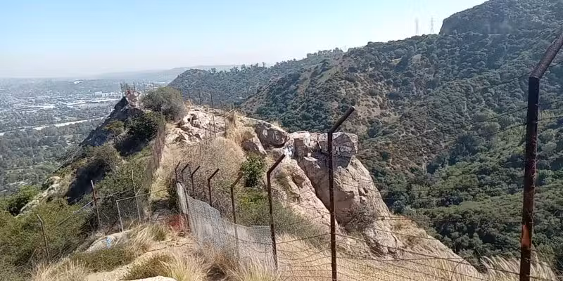 Bee Rock - Los Angeles, CA