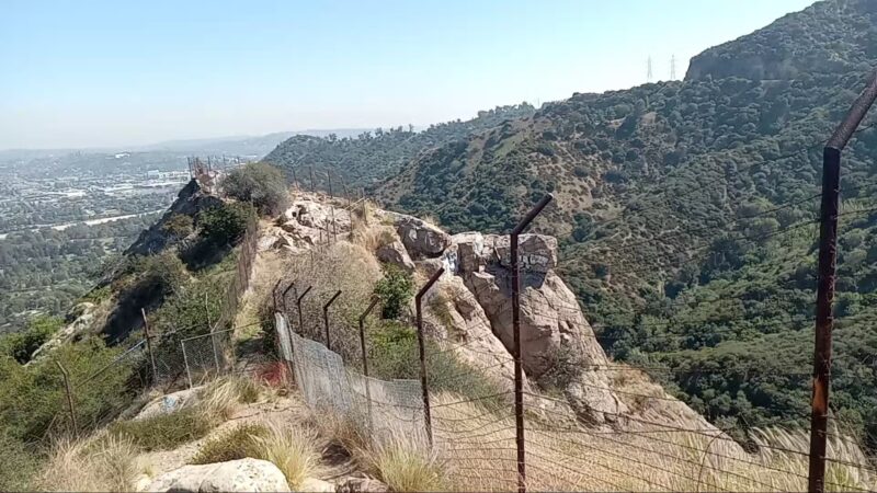 Bee Rock - Los Angeles, CA