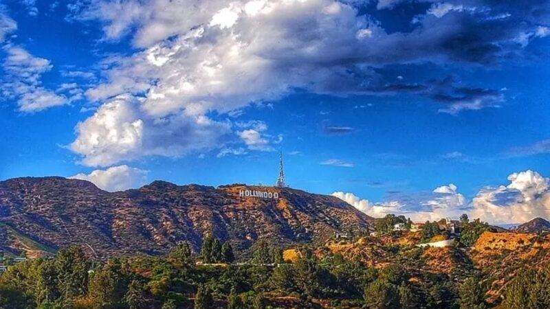 Lake Hollywood Reservoir Walking Trail - Los Angeles, CA