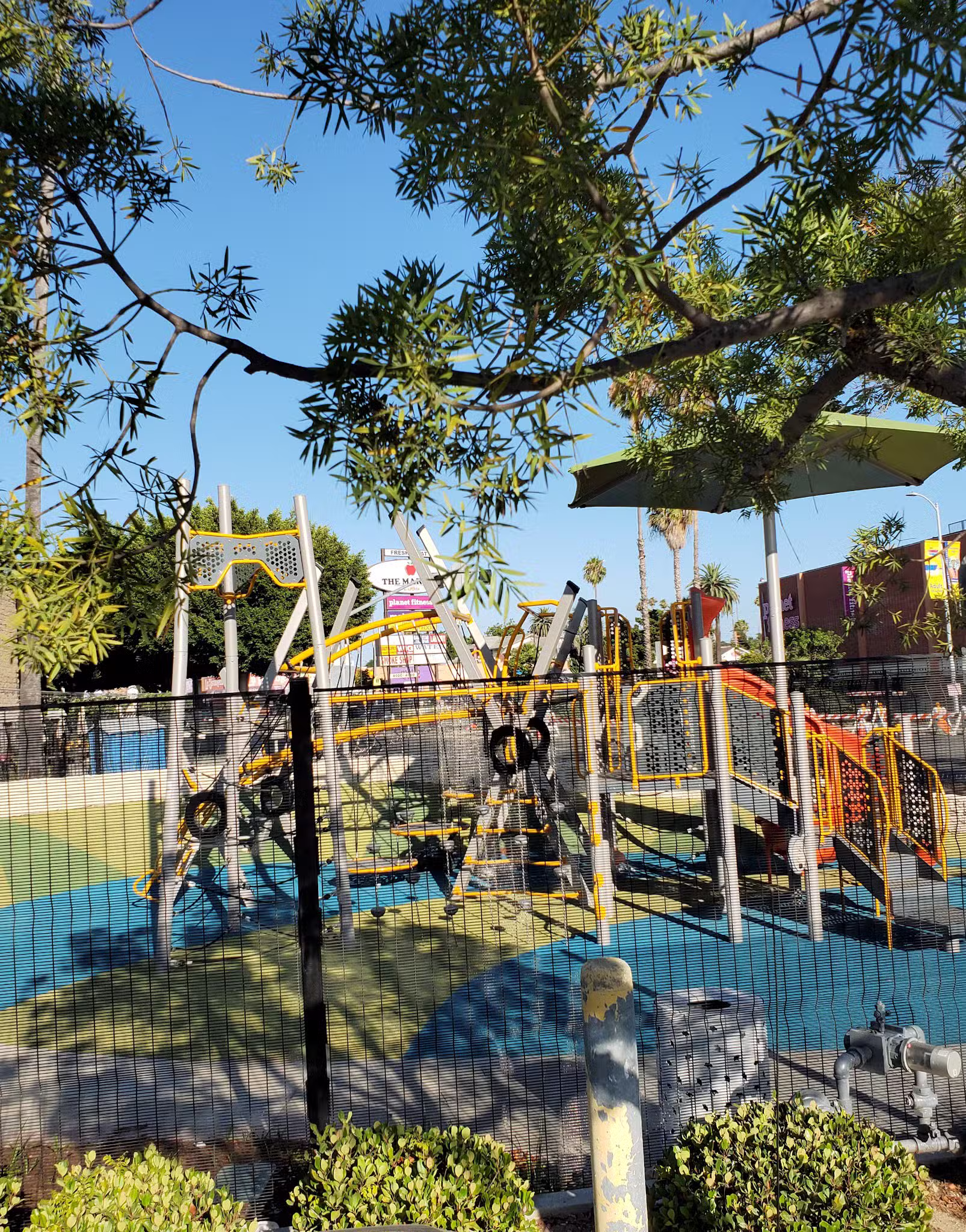 Washington Irving Pocket Park - Los Angeles, CA