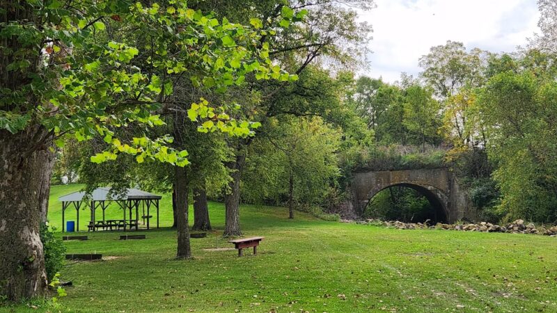 Gilroy Rustic Park - Lost Nation, IA