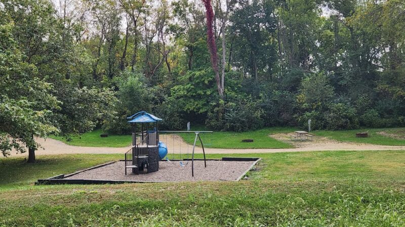 Gilroy Rustic Park - Lost Nation, IA