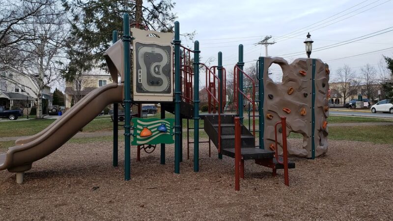 Samuel & M. Elizabeth Burke Community Park - Malvern, PA