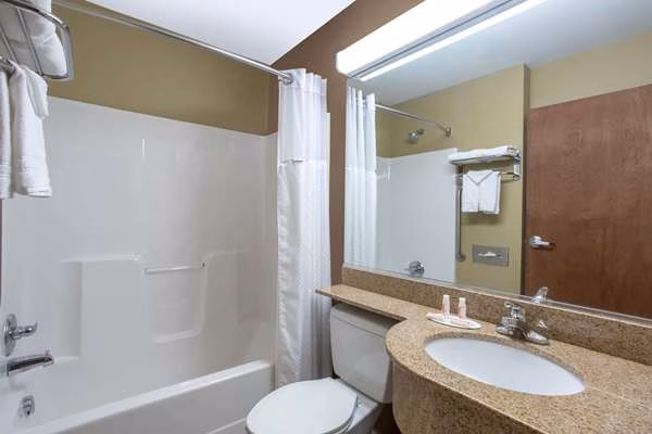 Microtel Inn & Suites by Wyndham Mansfield - Mansfield, PA