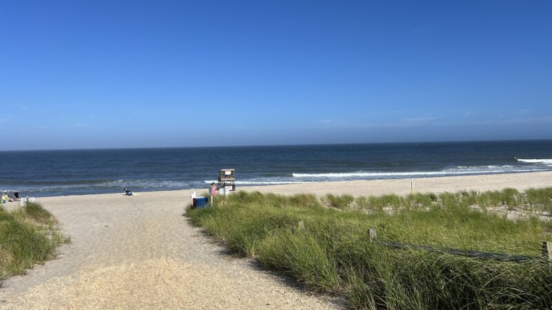 Lyman Street Public Beach Access - Mantoloking, NJ