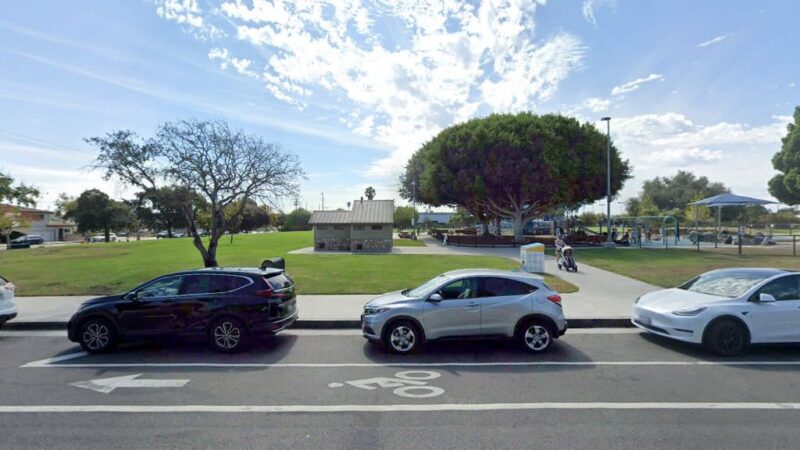 Marina Del Rey dog park - Marina Del Rey, CA