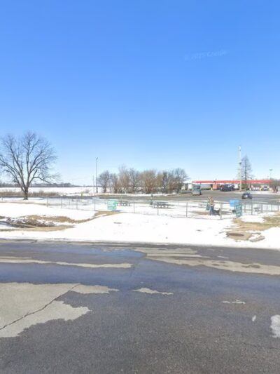 Dog Park at Love's Travel Stops - Matthews, MO