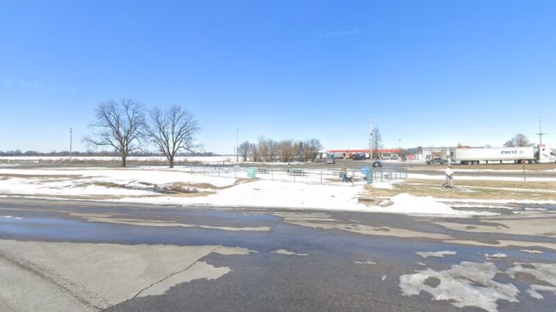 Dog Park at Love's Travel Stops - Matthews, MO