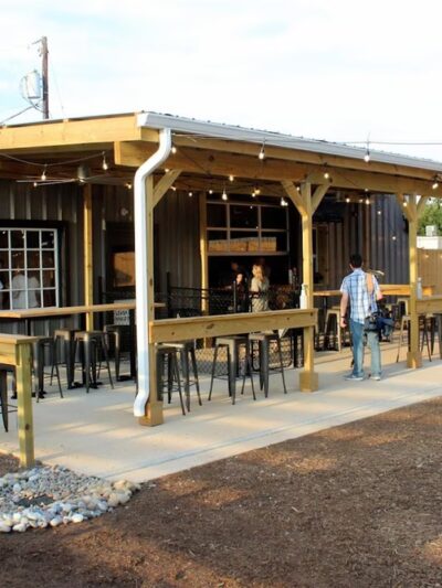 Off The Chain Dog Park Bar - Mauldin, SC