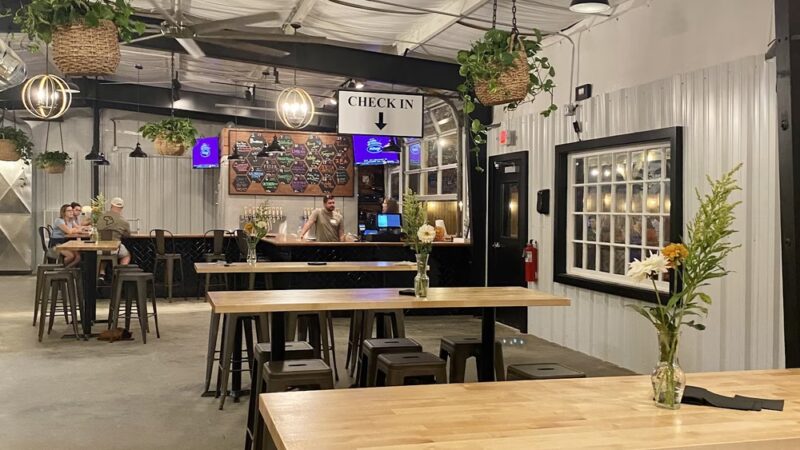 Off The Chain Dog Park Bar - Mauldin, SC