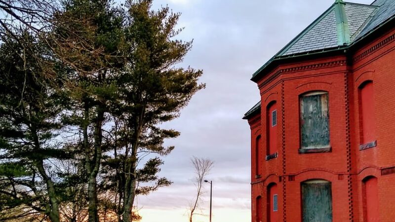 Medfield State Hospital Parking Hospital Rd - Medfield, MA