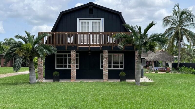 LMN Private Dog Park - Miami, FL