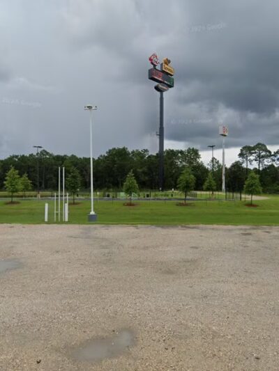 Dog Park at Love's Travel Stops - Milton, FL