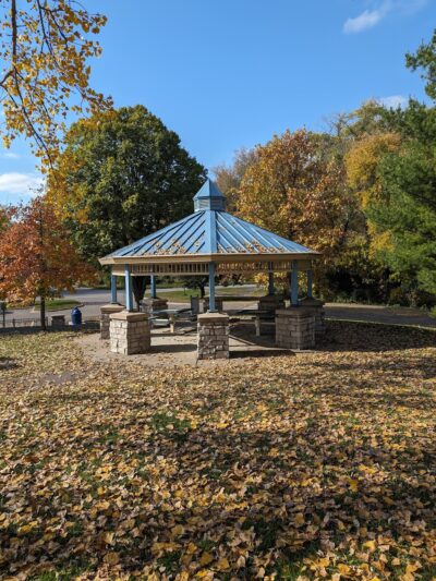 Meadow Neighborhood Park and Community Preserve - Minnetonka, MN