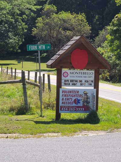 4 Mile Rock Meadows RV Camping - Montebello, VA
