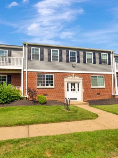 Village Square Apartments - Mt Holly, NJ