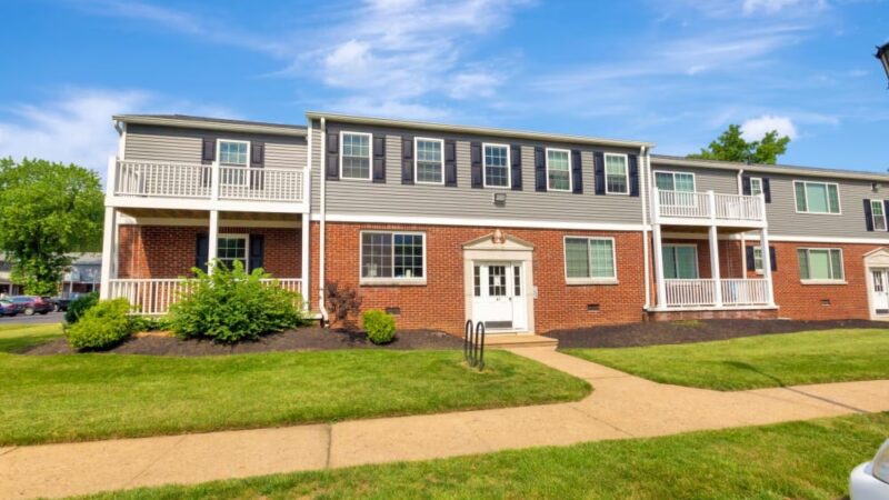 Village Square Apartments - Mt Holly, NJ
