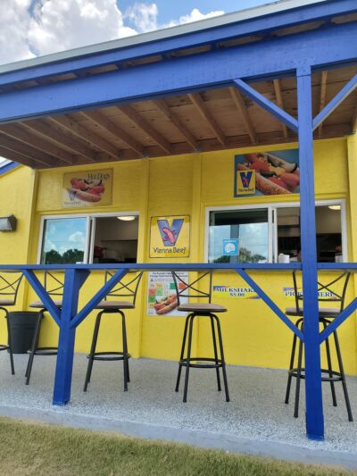 Lucky Dawgs 2 - Naples, FL