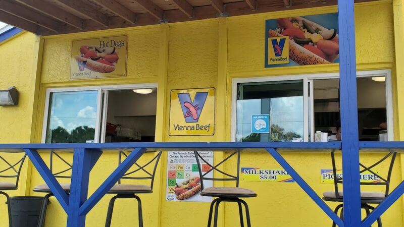 Lucky Dawgs 2 - Naples, FL