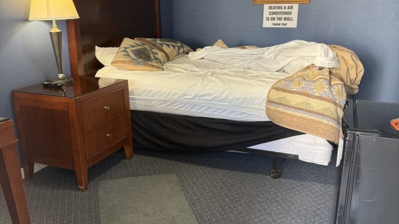 Deluxe Motel - Neligh, NE