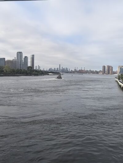 East River Roundabout - New York, NY
