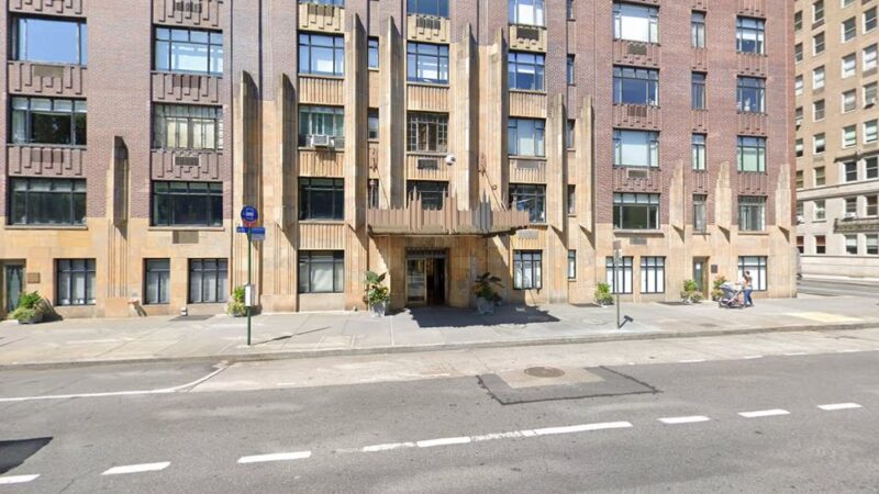 Loving Paws Pet Sitting and Doggie Baths - New York, NY