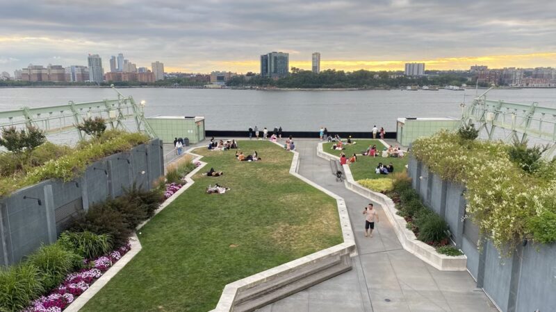 Pier 57 Rooftop Park - New York, NY