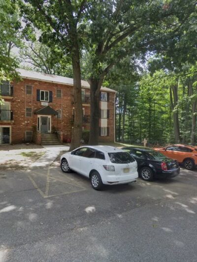 Foxwood Apartments Dog Park - Newark, DE