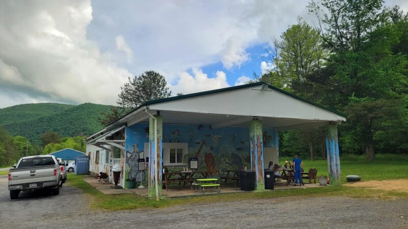 Lions Den - North Bend, PA