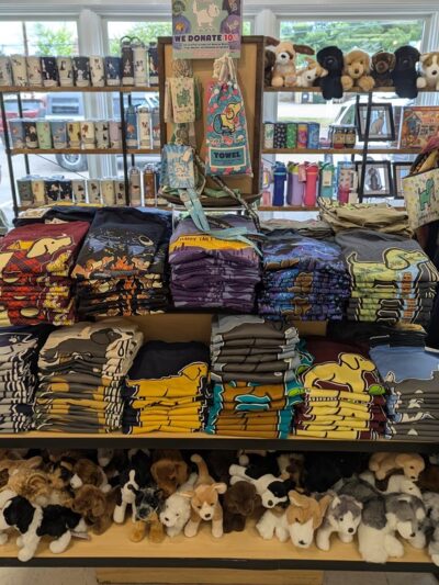 Four Your Paws Only - North Conway, NH