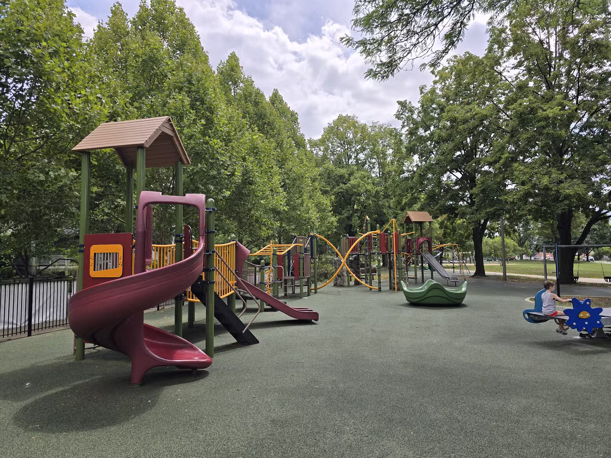 Maple Park - Oak Park, IL