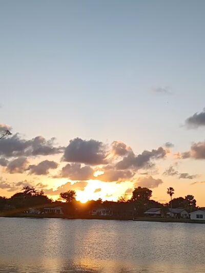 Royal Palm Park (North entrance) - Oakland Park, FL