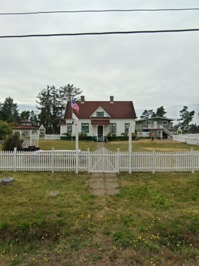 #309 Historic Coast Guard Station / Klipsan Beach Life Saving Station - Ocean Park, WA