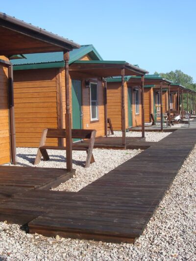 South Platte Cabins & Kennels - Ogallala, NE