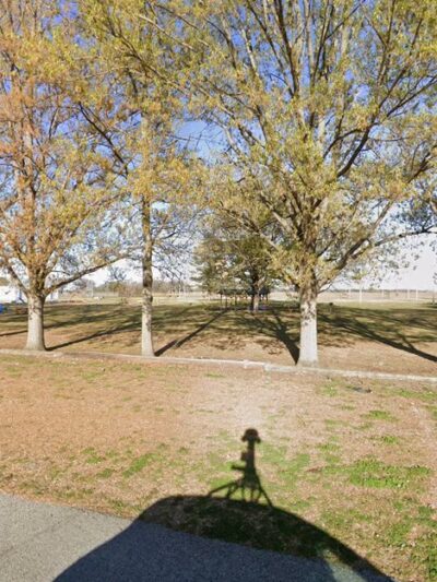 Oil trough park - Oil Trough, AR