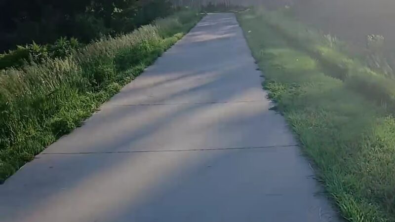 Zorinsky Lake Trail - North Trailhead - Omaha, NE