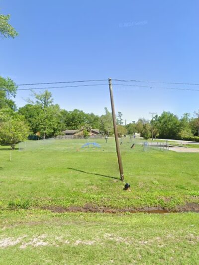 Pachar Veterinary Hospital Dog Park - Orange, TX