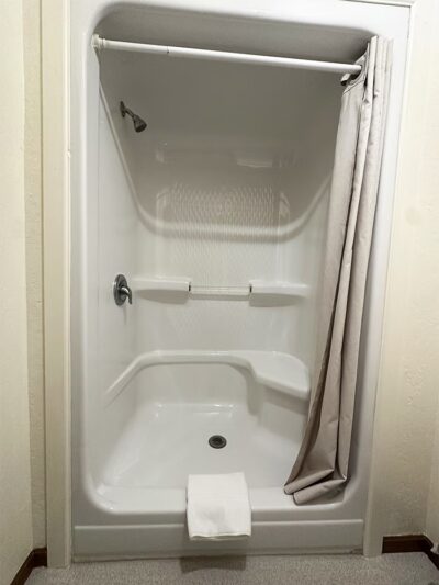 Shady Rest Motel - Oshkosh, NE