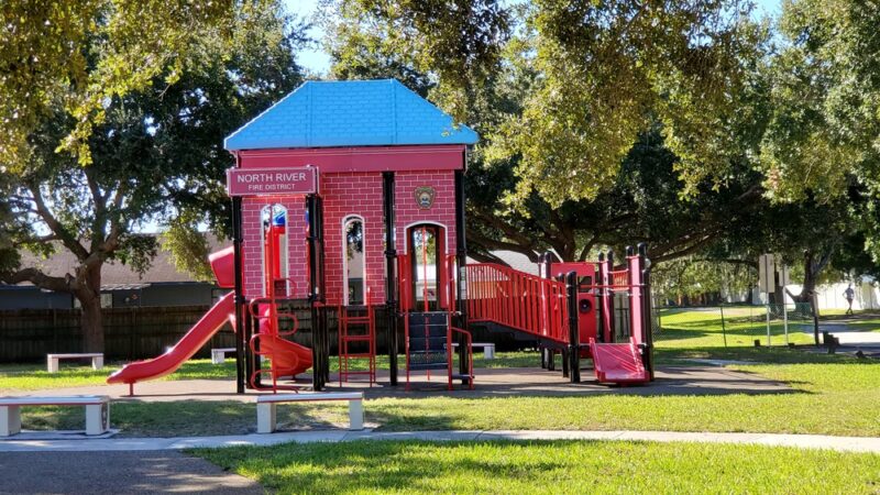 Hydrant Park - Palmetto, FL