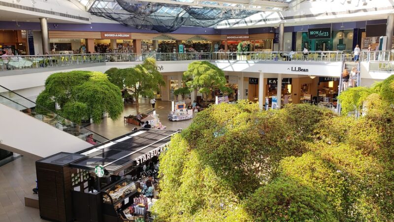 Paramus Park Food Court - Paramus, NJ