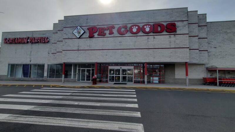 Pet Goods - Paramus, NJ