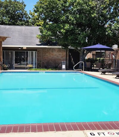 Park on Burke - Pasadena, TX