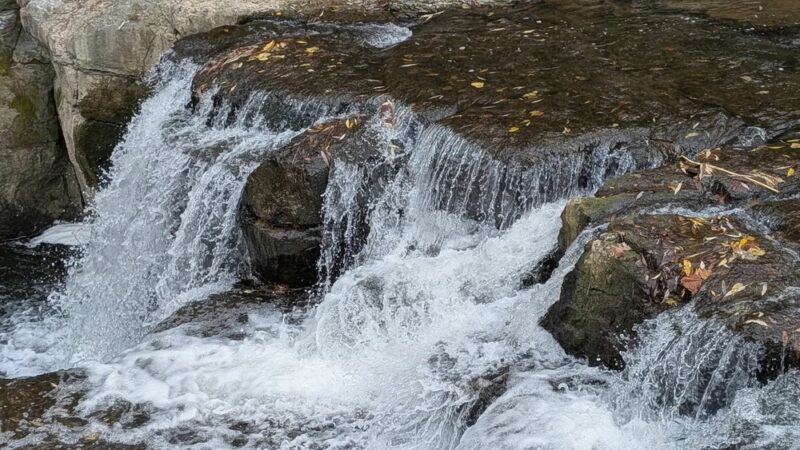 Cascade Falls Trail Parking - Penn Yan, NY