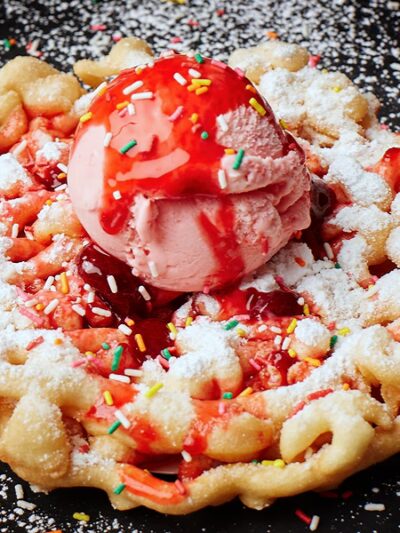 Mad Dog's Creamery - Pigeon Forge, TN