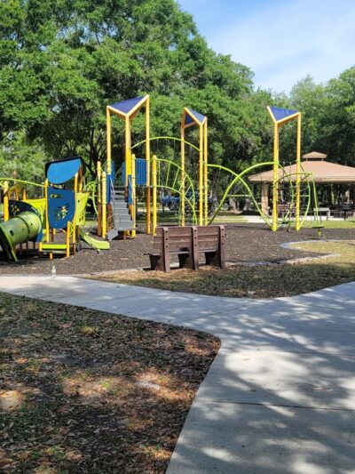 Helen Howarth Dog Park - Pinellas Park, FL