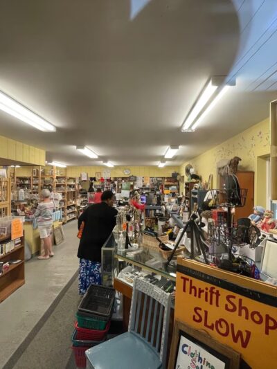 Barn Thrift Shop, The - Pleasant Valley, NY