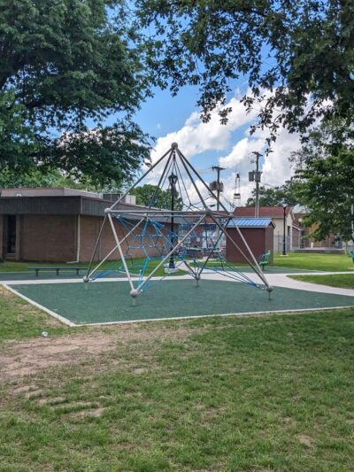 Veteran's Park Playground - Ravenswood, WV